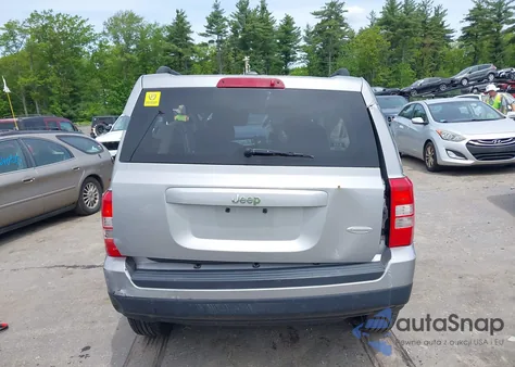 2016 Jeep Patriot Latitude z USA, uszkodzony, nr VIN 1C4NJPFA5GD620020